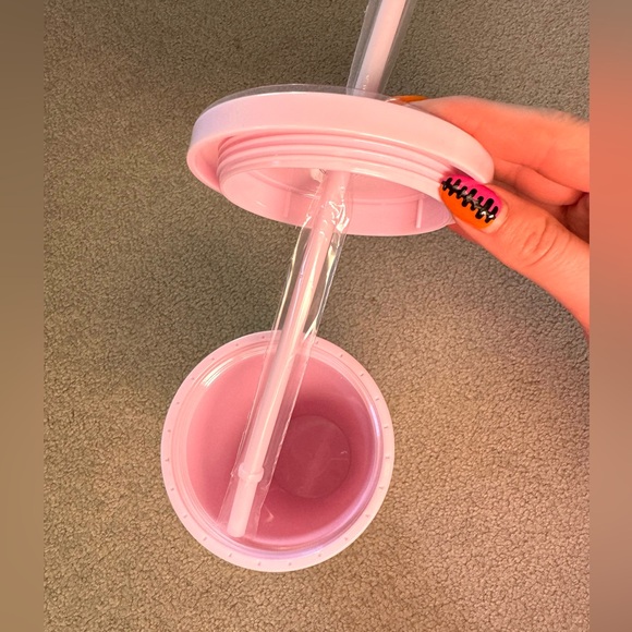 NWT Ban.do Holographic Light Pink 20 Oz. Tumbler - Picture 5 of 6